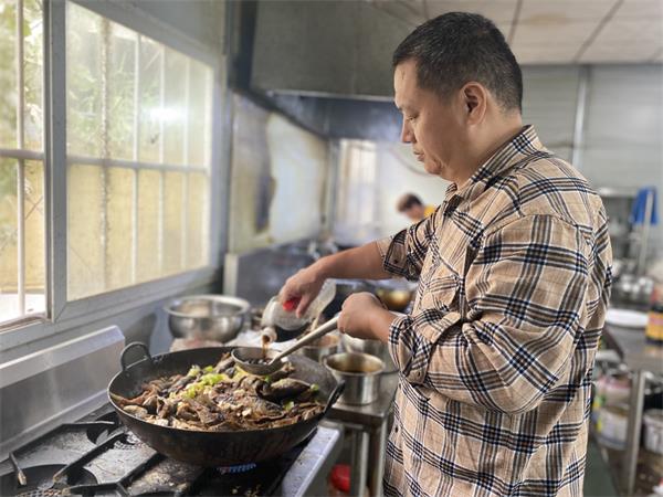 香港正版六台盒宝典资料大全